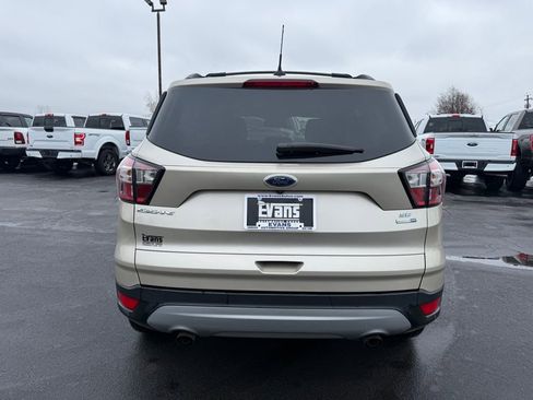 Used 2018 Ford Escape SE w/ Ford Safe & Smart Package image 8