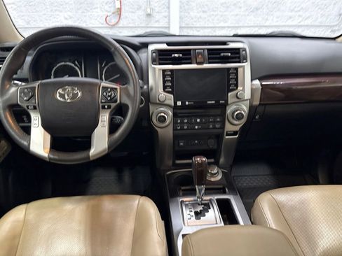 Used 2022 Toyota 4Runner Limited AWD/4WD image 12