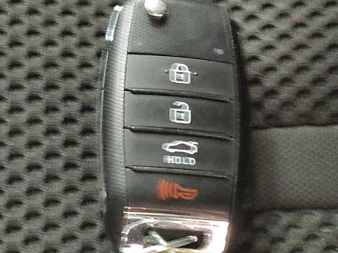 Used 2019 Kia Optima LX FWD image 32