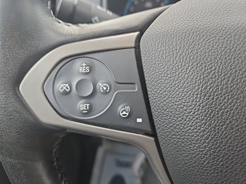 Used 2021 Chevrolet Colorado Z71 image 16