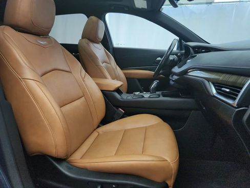 Used 2019 Cadillac XT4 Premium Luxury image 28