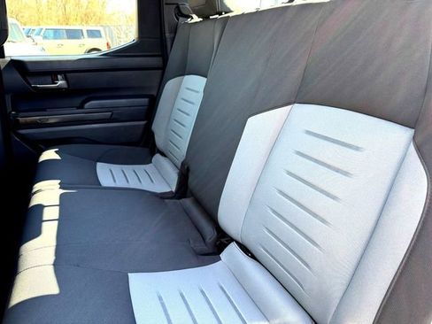 Used 2024 Toyota Tacoma TRD Off-Road image 23