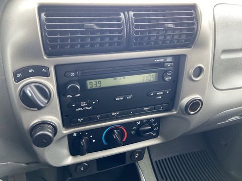 Used 2011 Ford Ranger XLT image 14