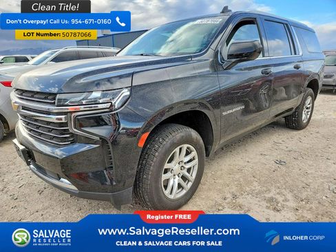Used 2021 Chevrolet Suburban LT image 1