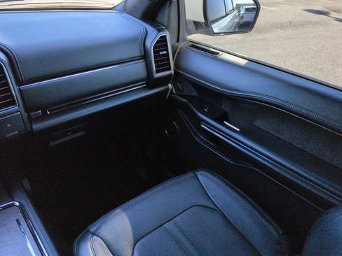 Used 2020 Ford Expedition Max Limited RWD image 17