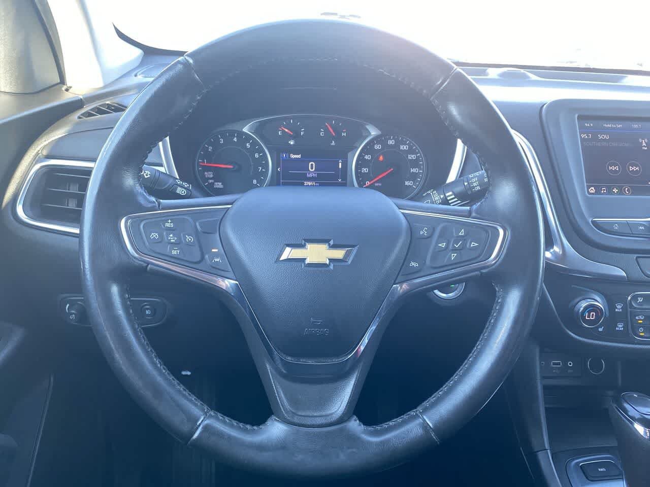 Used 2021 Chevrolet Equinox LT AWD/4WD image 14