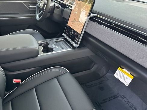 New 2026 GMC Sierra EV Elevation w/ LPO, Elevation Dark Package image 17