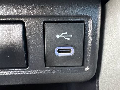 Certified 2025 Toyota Corolla Cross AWD Hybrid image 38