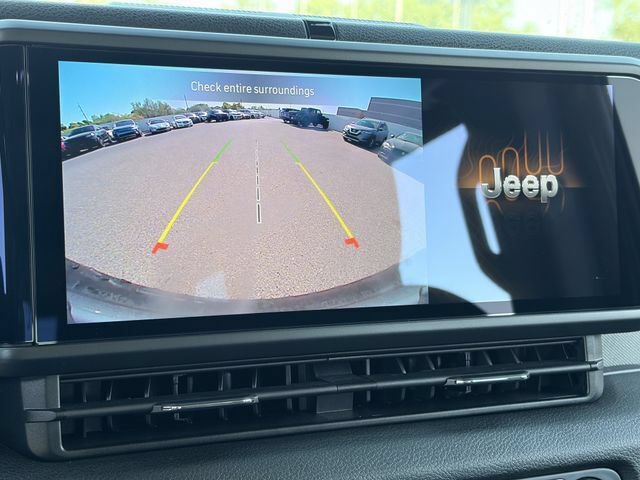 Used 2026 Jeep Wrangler Unlimited Sport AWD/4WD image 14