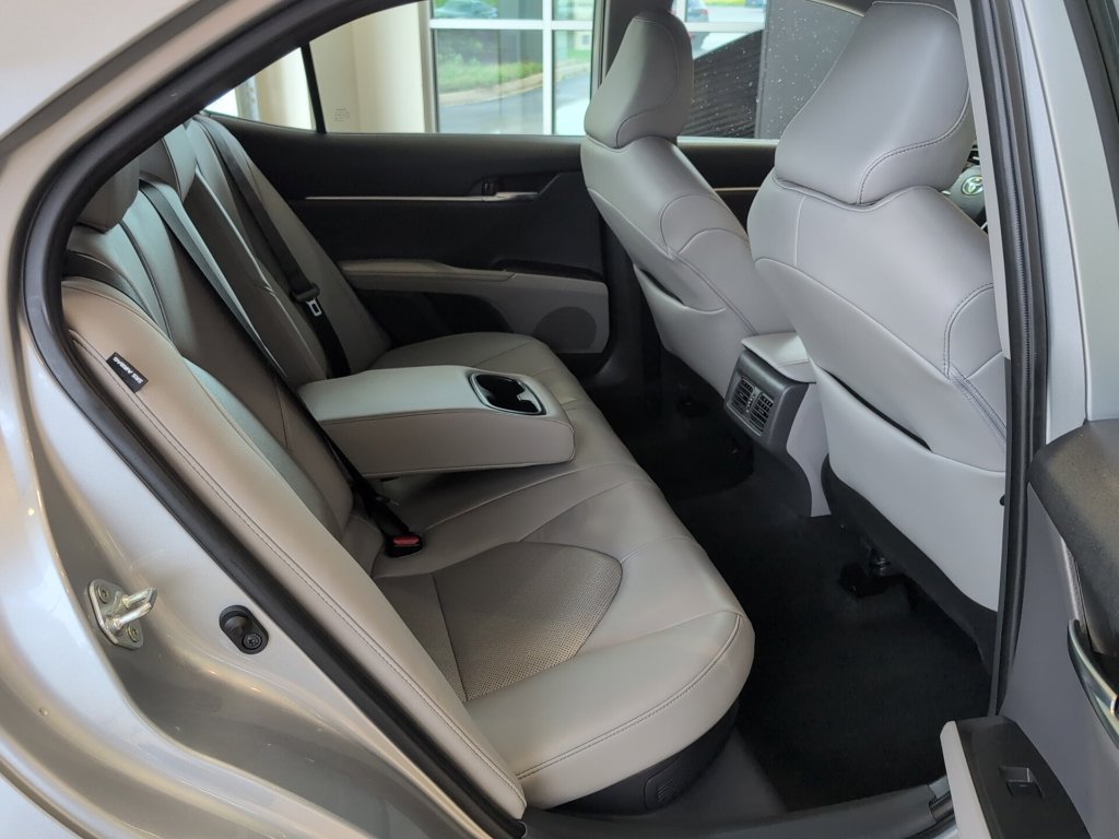 Used 2023 Toyota Camry XLE FWD image 41