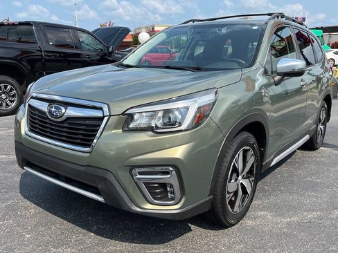 Used 2020 Subaru Forester Touring AWD/4WD image 6