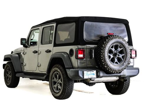Used 2022 Jeep Wrangler Unlimited Sport AWD/4WD image 9