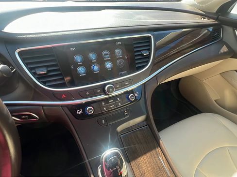 Used 2017 Buick LaCrosse Preferred image 18