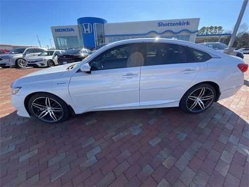 Used 2022 Honda Accord Touring image 13