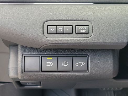 New 2026 Toyota bZ FWD image 29