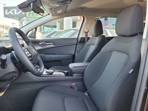 New 2026 Kia Sportage S image 9