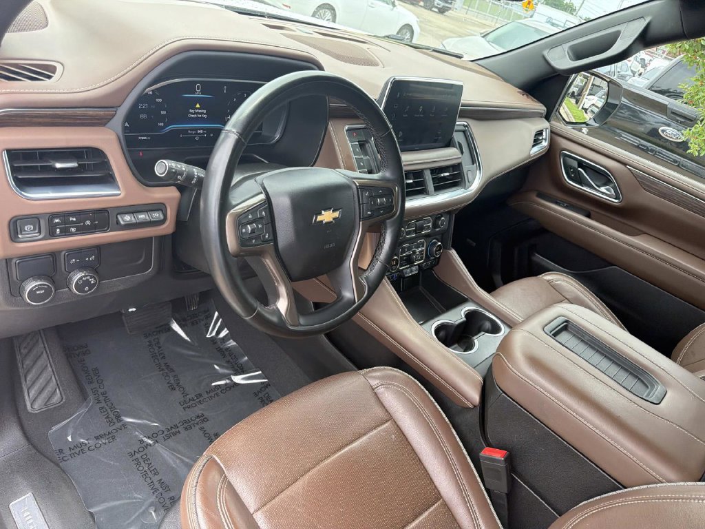 Used 2023 Chevrolet Suburban High Country w/ LPO, Illumination Package RWD image 21