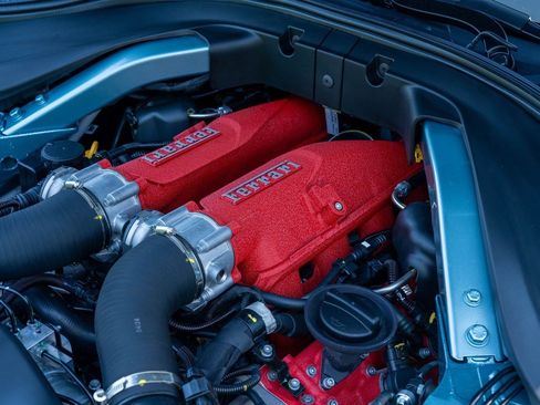Used 2024 Ferrari Roma Spider RWD image 25