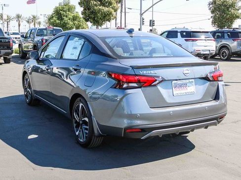 New 2025 Nissan Versa SR w/ Trunk Package image 5