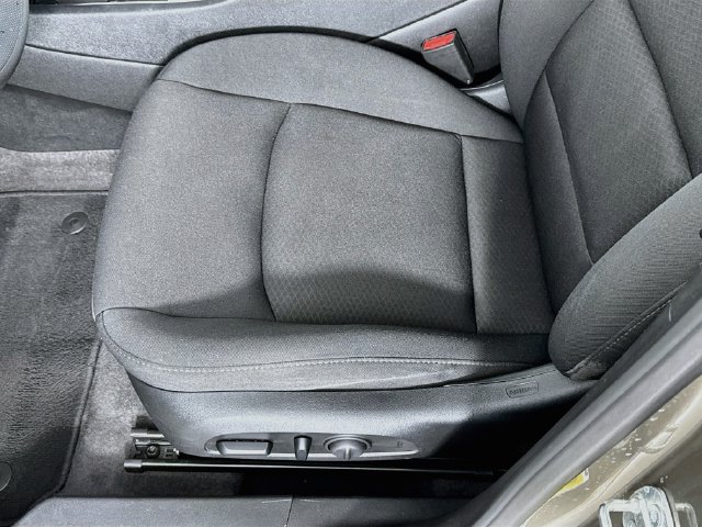 Used 2020 Chevrolet Malibu LT FWD image 20