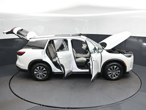 Used 2026 INFINITI QX60 Pure w/ Cargo Package FWD image 51