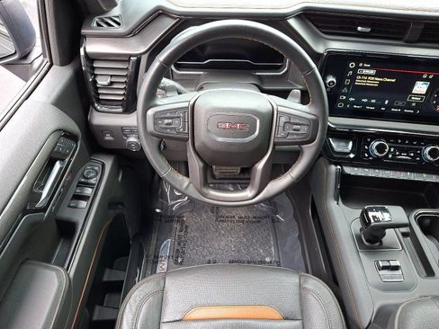 Used 2023 GMC Sierra 1500 AT4 w/ Technology Package image 12