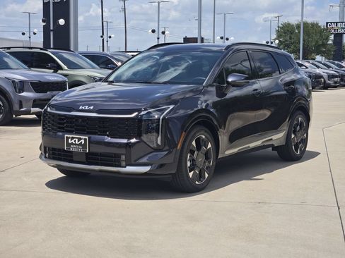 New 2026 Kia Sportage SX FWD image 2