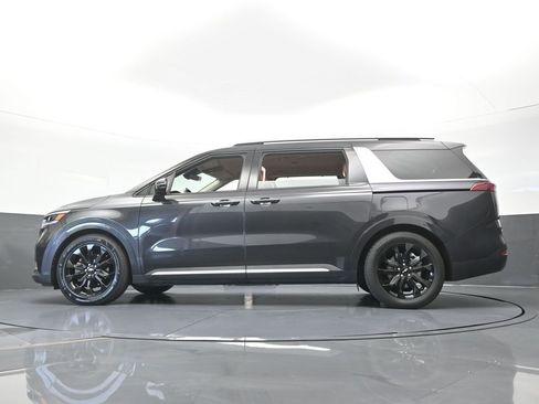 Used 2022 Kia Carnival SX FWD image 66
