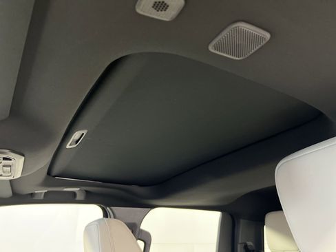 Used 2024 Toyota Tacoma Limited w/ Limited Package (LT) image 21