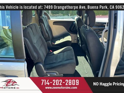Used 2016 Dodge Grand Caravan American Value Package image 35
