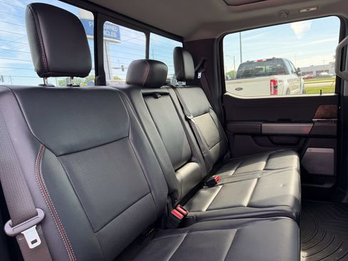 Used 2024 Ford F250 Lariat w/ Lariat Ultimate Package AWD/4WD image 17