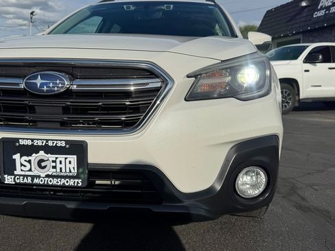 Used 2019 Subaru Outback 3.6R Limited w/ Popular Package #2 AWD/4WD image 3