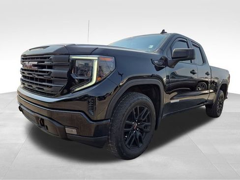 Used 2022 GMC Sierra 1500 Elevation w/ X31 Off-Road Package AWD/4WD image 5