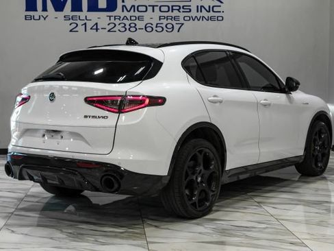 Used 2024 Alfa Romeo Stelvio Veloce AWD/4WD image 13