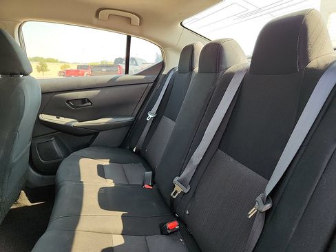 Used 2025 Nissan Sentra SV FWD image 5