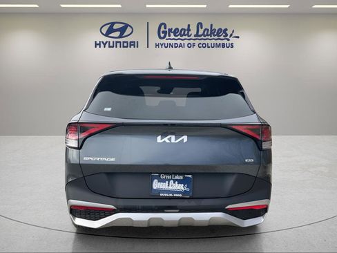 Used 2024 Kia Sportage LX image 4