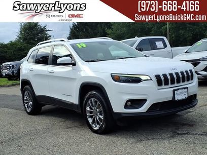 Used 2019 Jeep Cherokee Latitude Plus w/ Cold Weather Group