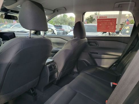 Certified 2025 Nissan Rogue S image 8