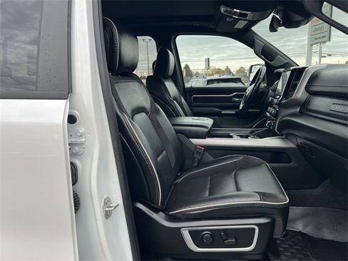 Used 2022 RAM 1500 Laramie image 19