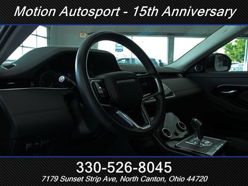 Used 2023 Land Rover Range Rover Evoque SE AWD/4WD image 11