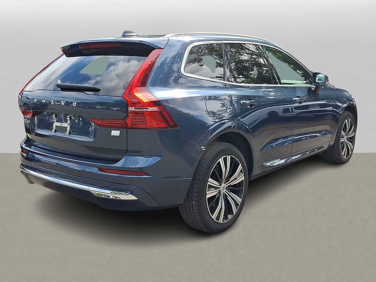 Used 2023 Volvo XC60 T8 Ultimate w/ Climate Package AWD/4WD image 31