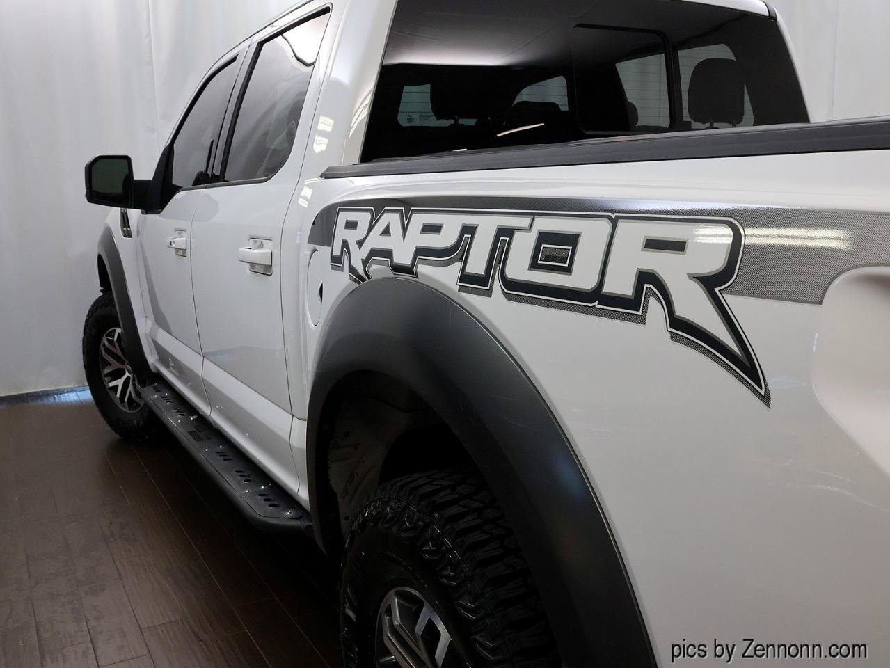 Used 2017 Ford F150 Raptor w/ Equipment Group 802A Luxury AWD/4WD image 20