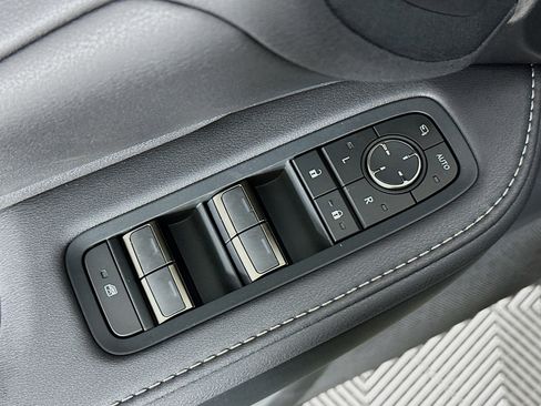 New 2026 Lexus TX 350 AWD image 18