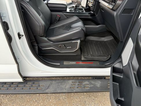 Used 2025 Ford F150 Raptor AWD/4WD image 38