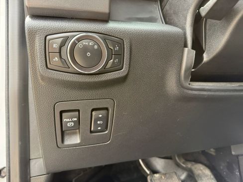 Used 2017 Ford F150 XLT w/ Equipment Group 302A Luxury AWD/4WD image 14