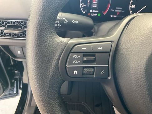 New 2026 Honda HR-V LX image 9