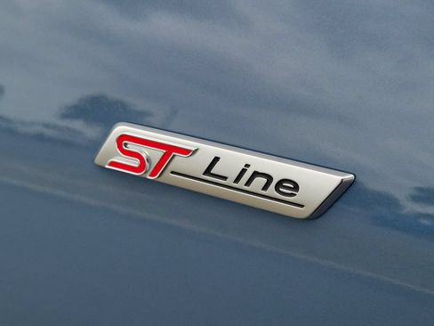 Certified 2024 Ford Escape ST-Line w/ Tech Pack #1 FWD image 8