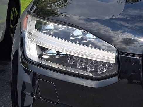 Used 2018 Volvo XC90 T6 Inscription w/ Convenience Package AWD/4WD image 3