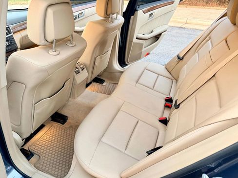 Used 2012 Mercedes-Benz E 350 4MATIC Sedan image 14