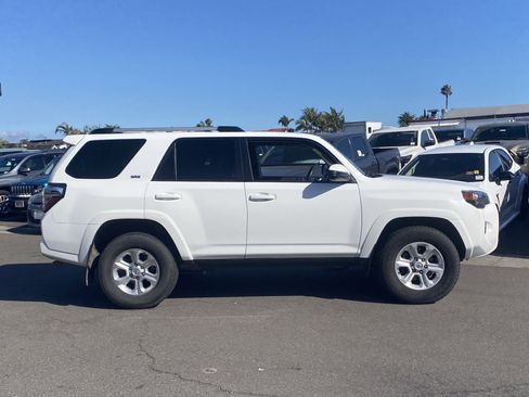 Used 2023 Toyota 4Runner SR5 RWD image 2